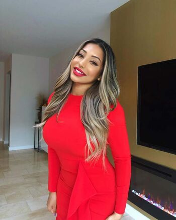 Full leaked Shaweena private onlyfans photo