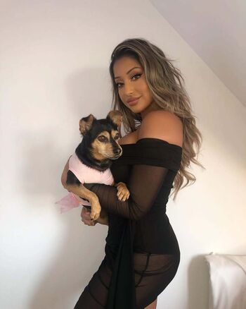 Full leaked Shaweena private onlyfans photo