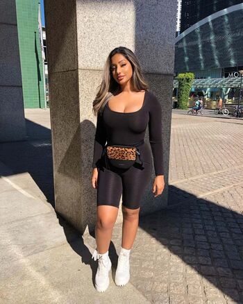 Full leaked Shaweena private onlyfans photo