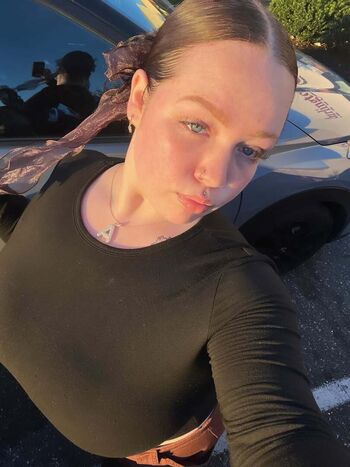 Full leaked Shawtytrippinbruh private onlyfans photo