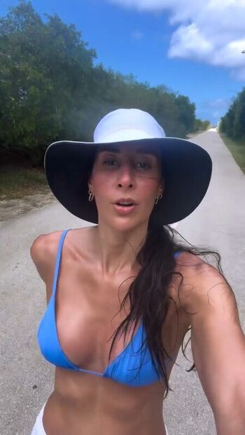 Full leaked Sheilla castro private onlyfans photo