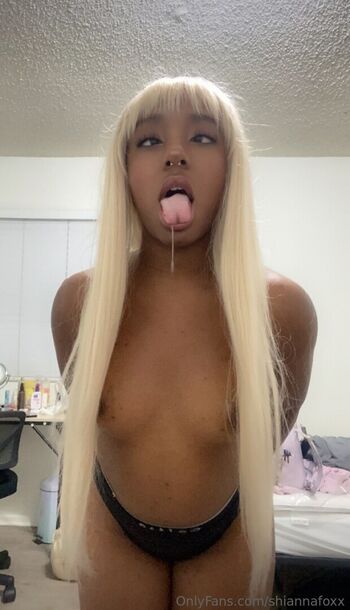 Shianna Foxx Ms-Foxx