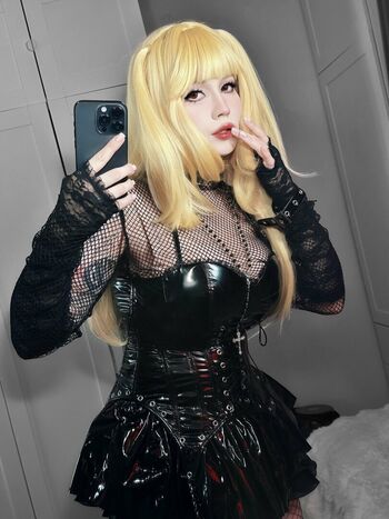 Full leaked Shini waifu private onlyfans photo