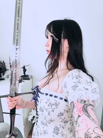 shini_waifu