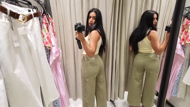 Full leaked Shirin azami page private onlyfans photo