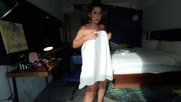 Full leaked Shirin azami page private onlyfans photo