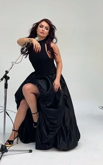 Full leaked Shona mcgarty private onlyfans photo