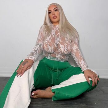 Full leaked Shoppingbagsara private onlyfans photo