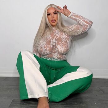 Full leaked Shoppingbagsara private onlyfans photo