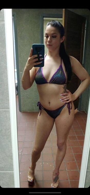 Show Your Girlfriend