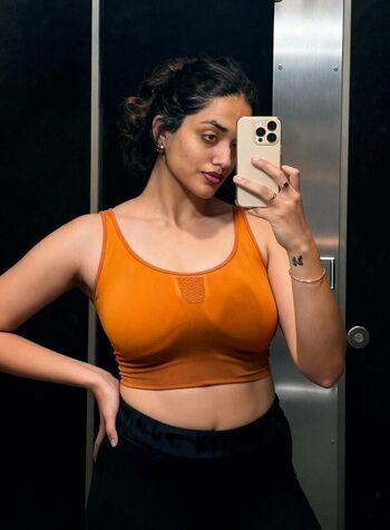 Full leaked Shreya vishakant private onlyfans photo