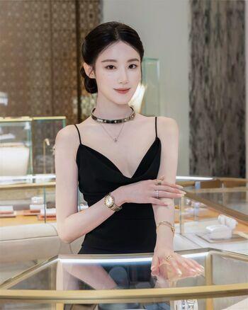 Full leaked Shuhua private onlyfans photo