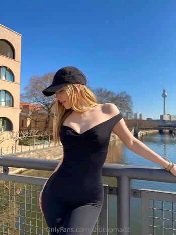 Full leaked Shutupmelissa page private onlyfans photo