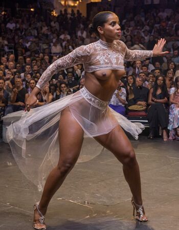 Full leaked Sia private onlyfans photo