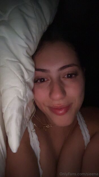 Full leaked Siennamariia private onlyfans photo