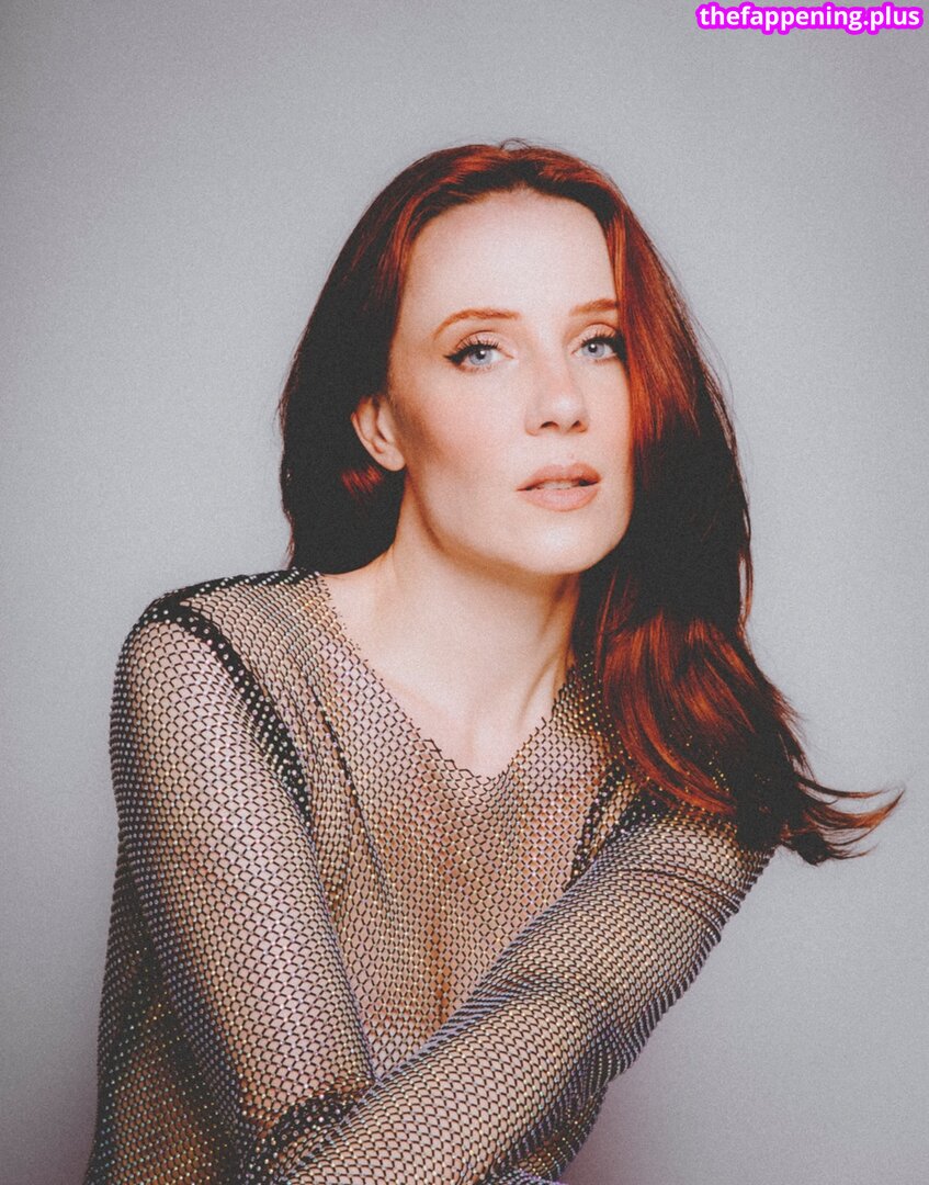 Simone Simons