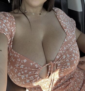 Full leaked Sipsofmilk private onlyfans photo