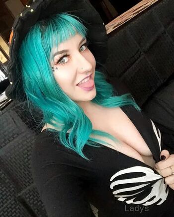 Full leaked Skella borealis private onlyfans photo