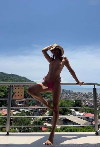Full leaked Sky high sierra sierra rae private onlyfans photo