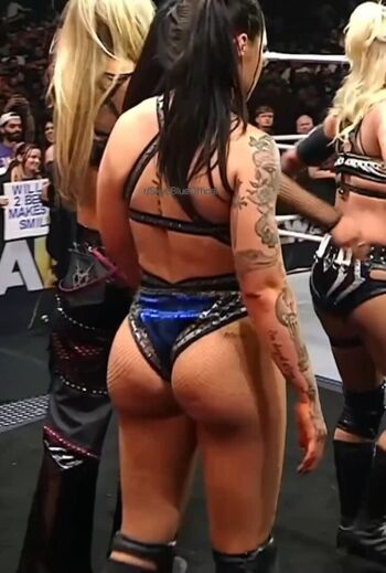 (Skye Dolecki) Skye Blue AEW