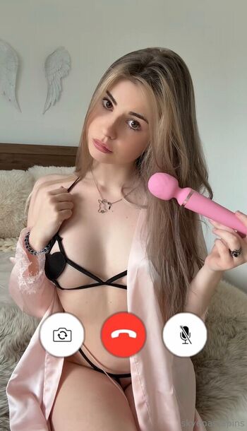 Full leaked Skyepastapins private onlyfans photo