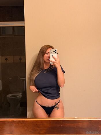 Full leaked Skyiiah private onlyfans photo
