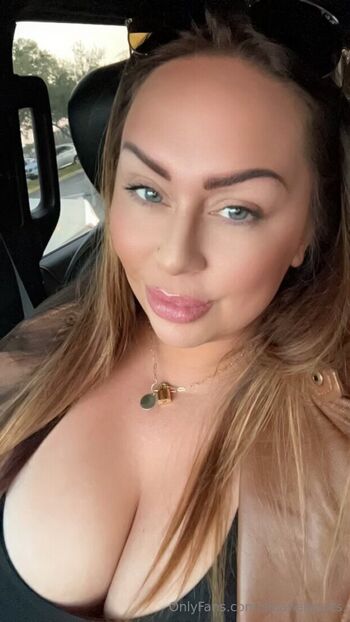Full leaked Sloanekourts page private onlyfans photo