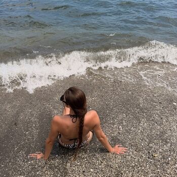 Full leaked Slythi private onlyfans photo