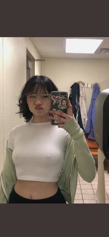 Full leaked Smlltts private onlyfans photo