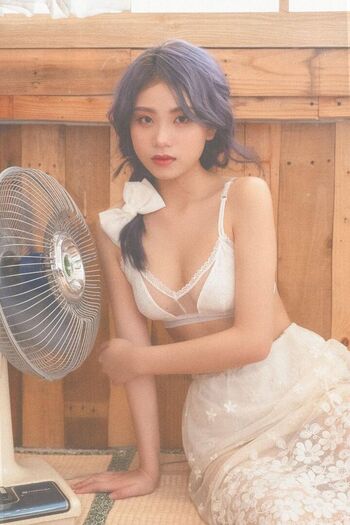 Full leaked Snowbabyyx private onlyfans photo