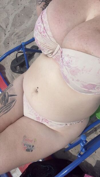 Full leaked Snowsonly private onlyfans photo