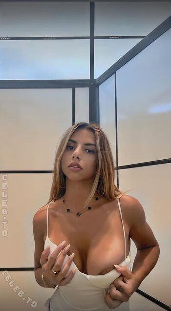 Full leaked Soale private onlyfans photo