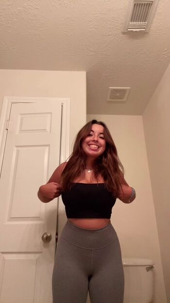 Full leaked Sof page private onlyfans photo