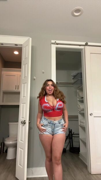 Full leaked Sof private onlyfans photo