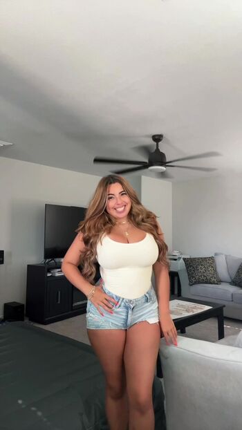Full leaked Sof private onlyfans photo