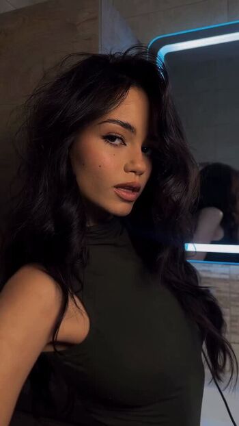 Sofia Chernasova / chernasova.sofia / soniachrn / Чернасова Софія