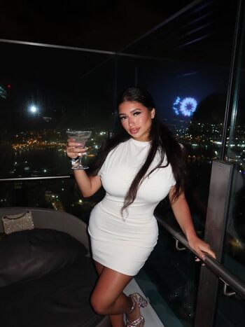 Full leaked Sofia deroian page private onlyfans photo