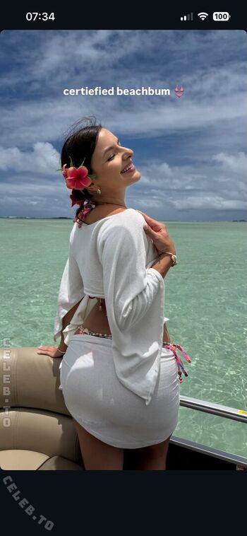 Full leaked Sofia reise private onlyfans photo