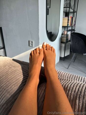 Full leaked Soleangell private onlyfans photo