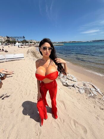 Full leaked Soniaalxis private onlyfans photo