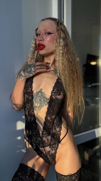 Full leaked Sonya star private onlyfans photo