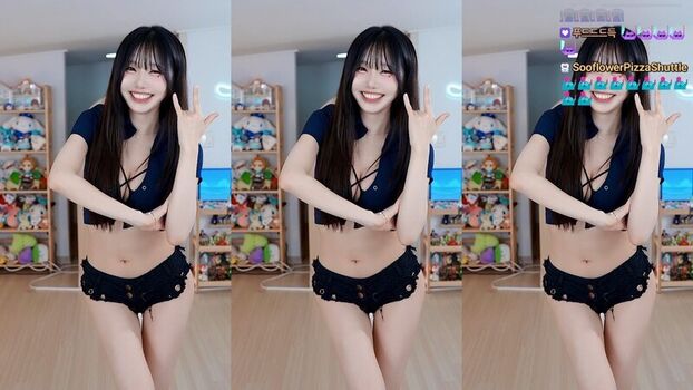 Full leaked Sooflower page private onlyfans photo