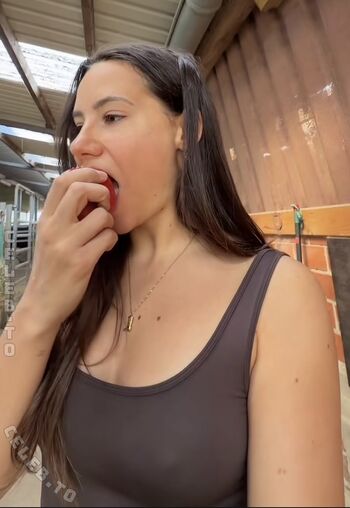 Full leaked Sophia chiara private onlyfans photo