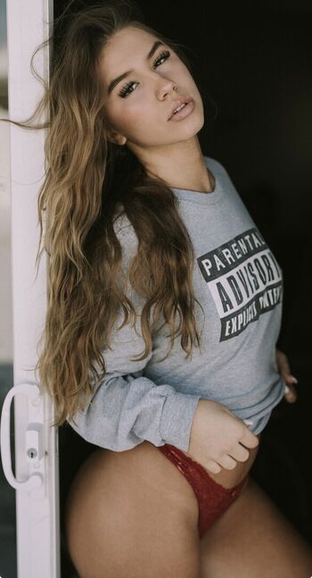 Full leaked Sophia maier private onlyfans photo