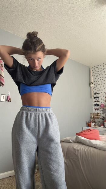 Full leaked Sophia sentner private onlyfans photo