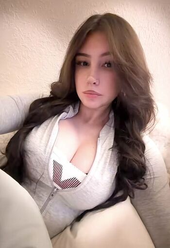 Full leaked Sophiaclaire private onlyfans photo