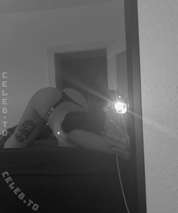 Full leaked Sophie private onlyfans photo