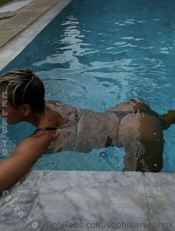 Full leaked Sophie arvebrink private onlyfans photo