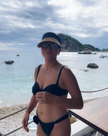 Full leaked Sophie garrad private onlyfans photo