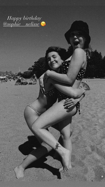 Full leaked Sophie nelisse private onlyfans photo